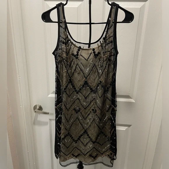 Jessica Simpson | Dresses | Elegant Black And Gold Sequin Dress | Poshmark